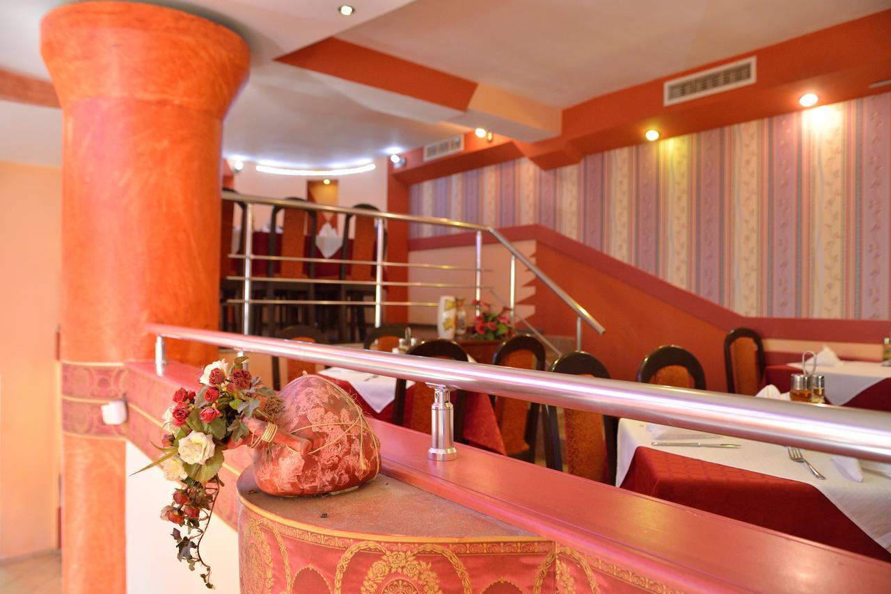 Hotel Restaurant Vodenitsata Berkovitsa Exterior photo